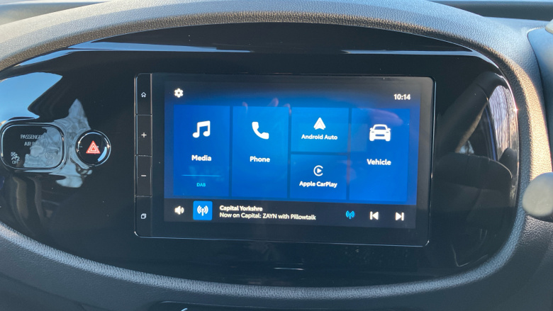 Toyota Aygo X 1.0 VVT-i Edge 5dr Petrol Hatchback